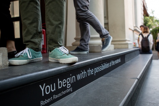 “Alb în arhitectură” by Equitone 