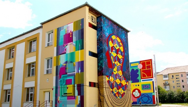 Noi lucrări de artă pe străzile Sibiului. Ce artişti vor picta zidurile la SISAF 2018