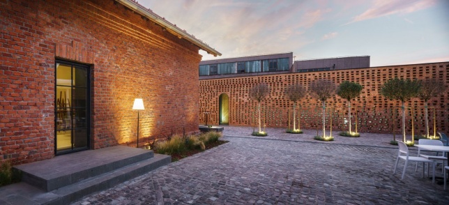 Filofi și Trandafir Arhitectură despre proiectele cu materiale din piatră