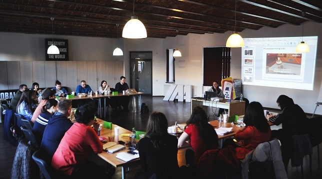 Școala IAA de Marketing și Comunicare a deschis înscrierile pentru o nouă serie de cursanți