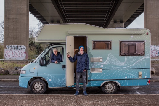 Platforma Internațională de Teatru București # 5: istoria cu i mic 