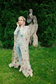 PAULA CLITAN // ÎN GRĂDINA MEA SECRETĂ