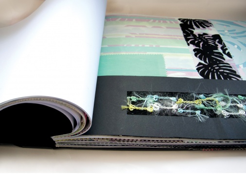 RUXANDRA CHIVU // IRIDISCENT URBAN FOREST, INSTALAȚIE ARTISTICĂ - PREZENTARE COLECȚIE DESIGN TEXTIL PENTRU DECOR DE INTERIOR