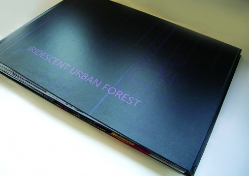 RUXANDRA CHIVU // IRIDISCENT URBAN FOREST, INSTALAȚIE ARTISTICĂ - PREZENTARE COLECȚIE DESIGN TEXTIL PENTRU DECOR DE INTERIOR