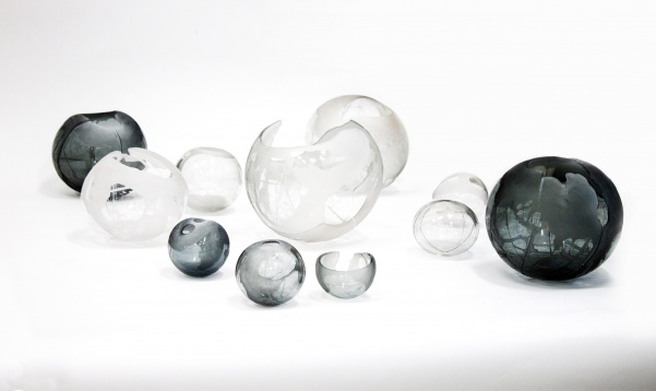 ALINA DOBRICĂ // RELAȚII BIDIMENSIONALE ÎN SPAȚIUL TRIDIMENSIONAL