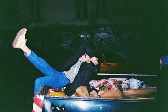 ANDREEA CASTRIȘ // NIMIC SPECIAL