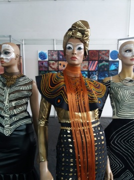 IULIA VALENTINA MITEA // TRIBUL 