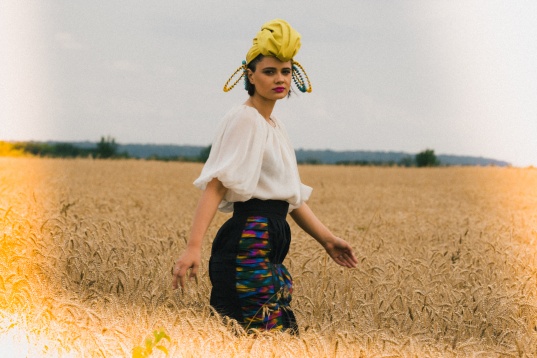 ANDREEA BUZDUGAN // SÂNZIENE