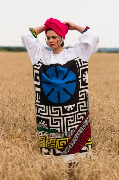 ANDREEA BUZDUGAN // SÂNZIENE