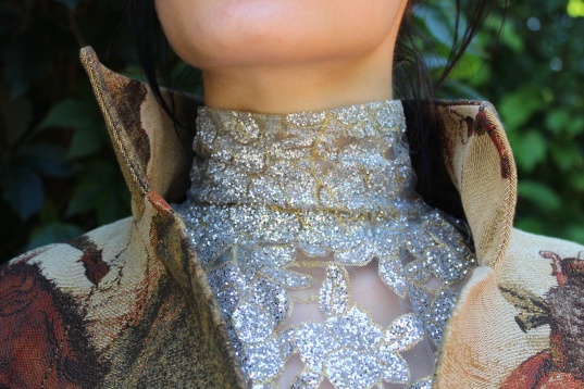 CARLA SIBICEANU // RUG UP