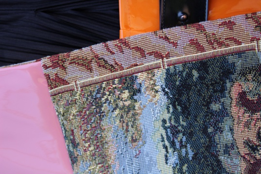 CARLA SIBICEANU // RUG UP