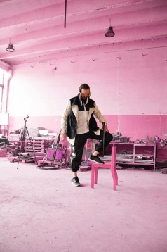 CĂTĂLINA STOICA // MAN UP! 