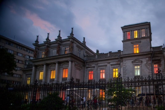 Palatul Știrbei – între două căi 