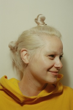 Peste 100 de fotografii spun povestea Cartierului Creativ