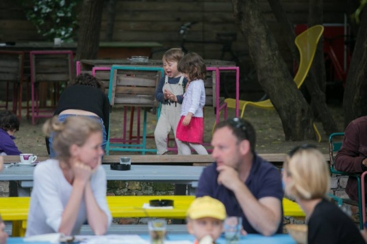 Tinerii antreprenori care au redefinit boemia bucureșteană prin J’ai Bistrot