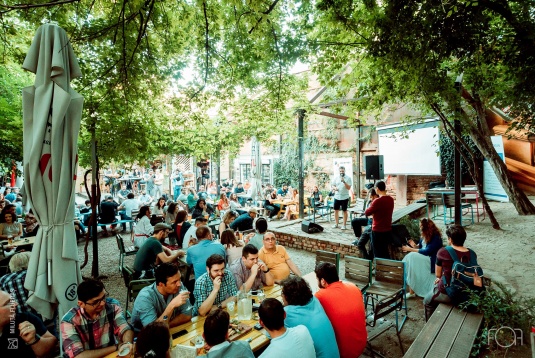 Tinerii antreprenori care au redefinit boemia bucureșteană prin J’ai Bistrot