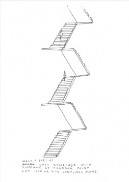 Fațada de pe calea Griviței care le vorbește trecătorilor 