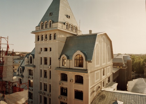 O călătorie în spațiu și timp în Universul