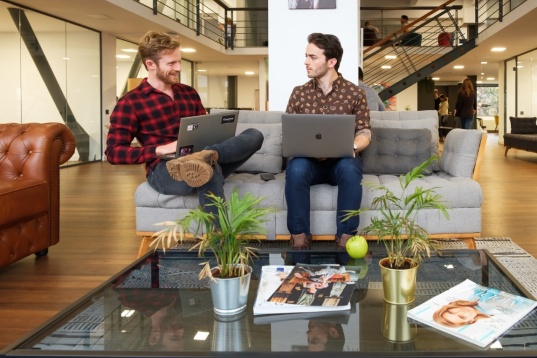 Commons, o nouă comunitate de coworking în București