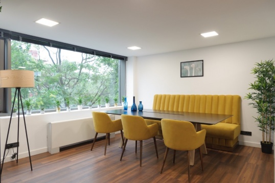 Commons, o nouă comunitate de coworking în București