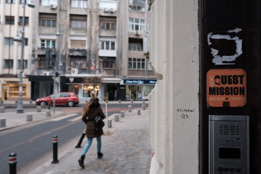 La pas prin cartier: Quest mission, if you dare