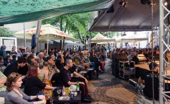 ASOCIAȚIA GREEN HOURS // SEARCHING FOR TRUMPET MAN