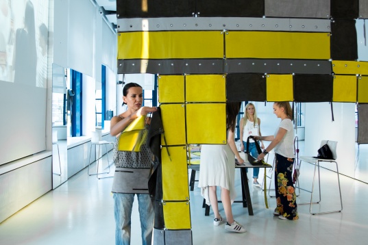 SIMINA FILAT DESIGN // RUUMY PREVIEW (experiments / products / networking)  