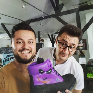 STEAL.RO // CUSTOM FOOTWEAR