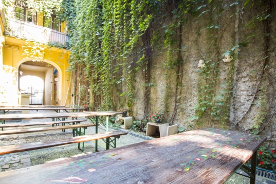 PODSTEL UMBRELLA // THE STORY OF PODSTEL & NETWORKING