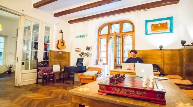 PODSTEL UMBRELLA // THE STORY OF PODSTEL & NETWORKING