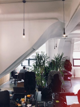 GRAFFITI PR // O CĂLĂTORIE CREATIVĂ ÎN UNIVERS