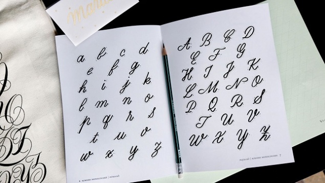 CARACTER // ATELIER DE SCRIPT LETTERING