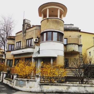 Vânătoare de comori arhitecturale în Domenii