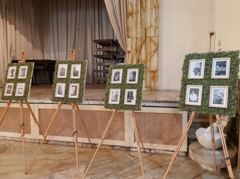 ȘCOALA DE-ACASĂ: 14 artişti expun la ICR după o rezidenţă în satul românesc