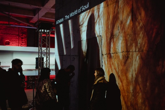 S-a încheiat prima ediție a expoziției BINAR, care a prezentat o radiografie a inițiativelor românești la granița dintre artă și tehnologie 