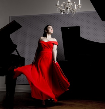 Eminescu recitat de străini, cărți poștale inedite și ateliere, în evenimentele ICR, de Ziua Culturii Naționale