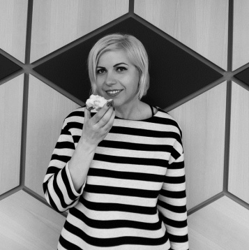 Însemnări din vremea #stămacasă - Agnes Lukacs