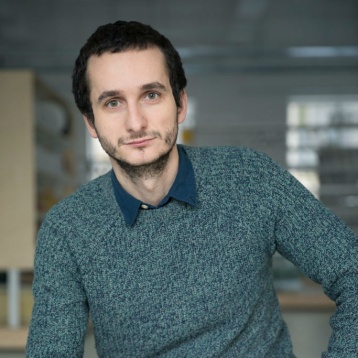 Asociația Nod makerspace lansează platforma națională Make for Romania, dedicată oamenilor și companiilor care dezvoltă proiecte și obiecte în ajutorul celor expuși în prima linie în criza COVID-19