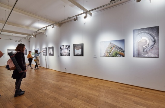 „FAR | 12 fotografi de arhitectură din România”, 1-9 august, Cluj-Napoca