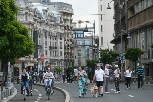 Străzi deschise, proiectul inițiat de ARCEN, face parte din expoziția Antifragile din cadrul Romanian Design Week