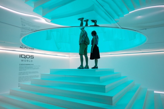 IQOS World creează o nouă perspectivă în cadrul Romanian Design Week