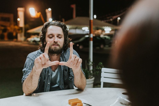 Filmul „Parking“, în regia lui Tudor Giurgiu, distins cu Premiul pentru regie „Lucian Pintilieˮ