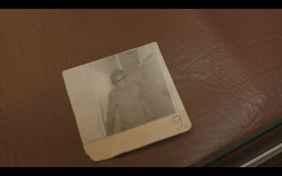 Lupta continuă pentru libertate - The Man Who Would Be Free & A Cottage Near the Woods