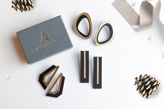 Experiențe împachetate în hârtie de cadou la Târgul de Crăciun online al freelancerilor, organizat de NO.MAD Talks