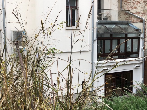 Ne-am mutat. Tot în Cartierul Creativ. 