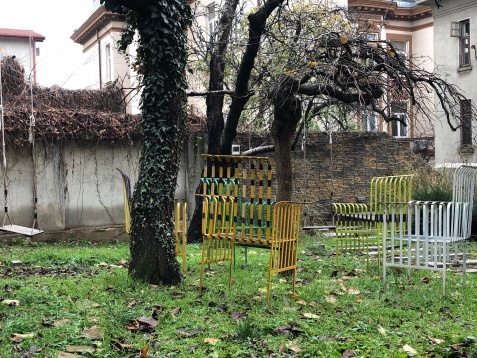 Ne-am mutat. Tot în Cartierul Creativ. 