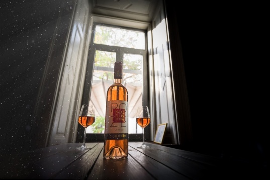 Jidvei a destins atmosfera la Romanian Design Week 2021