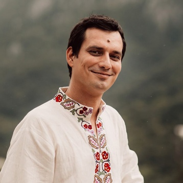 INTERVIU | Andrei Chirtoc, inițiatorul proiectului Obicei Galantom