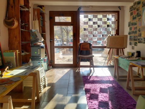 GARAJ DESCHIS | NOUL BAUHAUS EUROPEAN