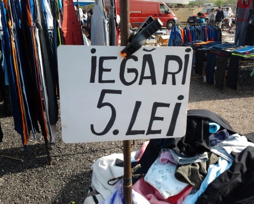 Târgul de vechituri Oser